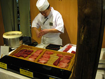 （7）玉寿司さんの職人が丹精込めて握ります